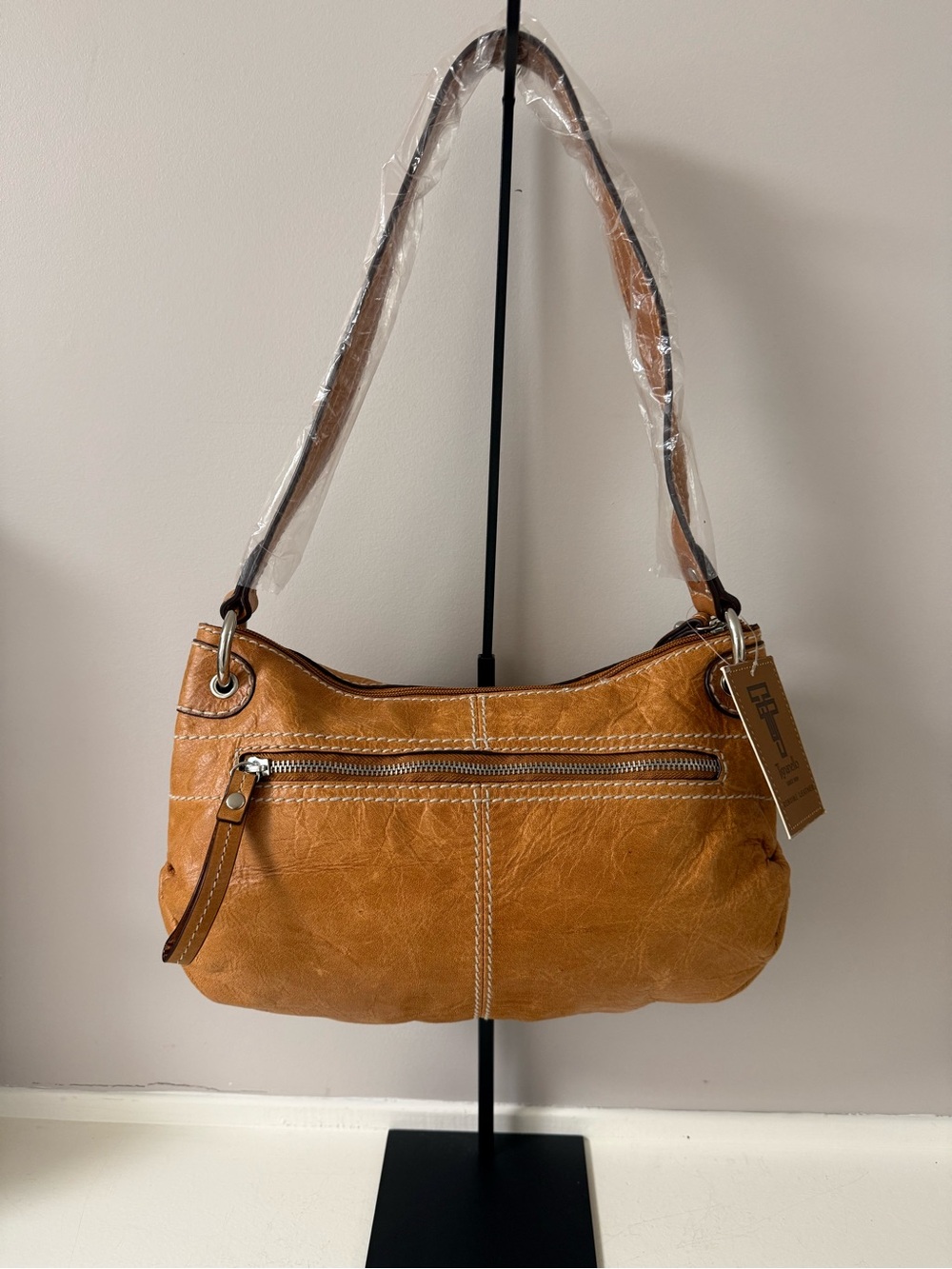 Tignanello HoBo Brown Leather Zip Shoulder Bag, NWT!